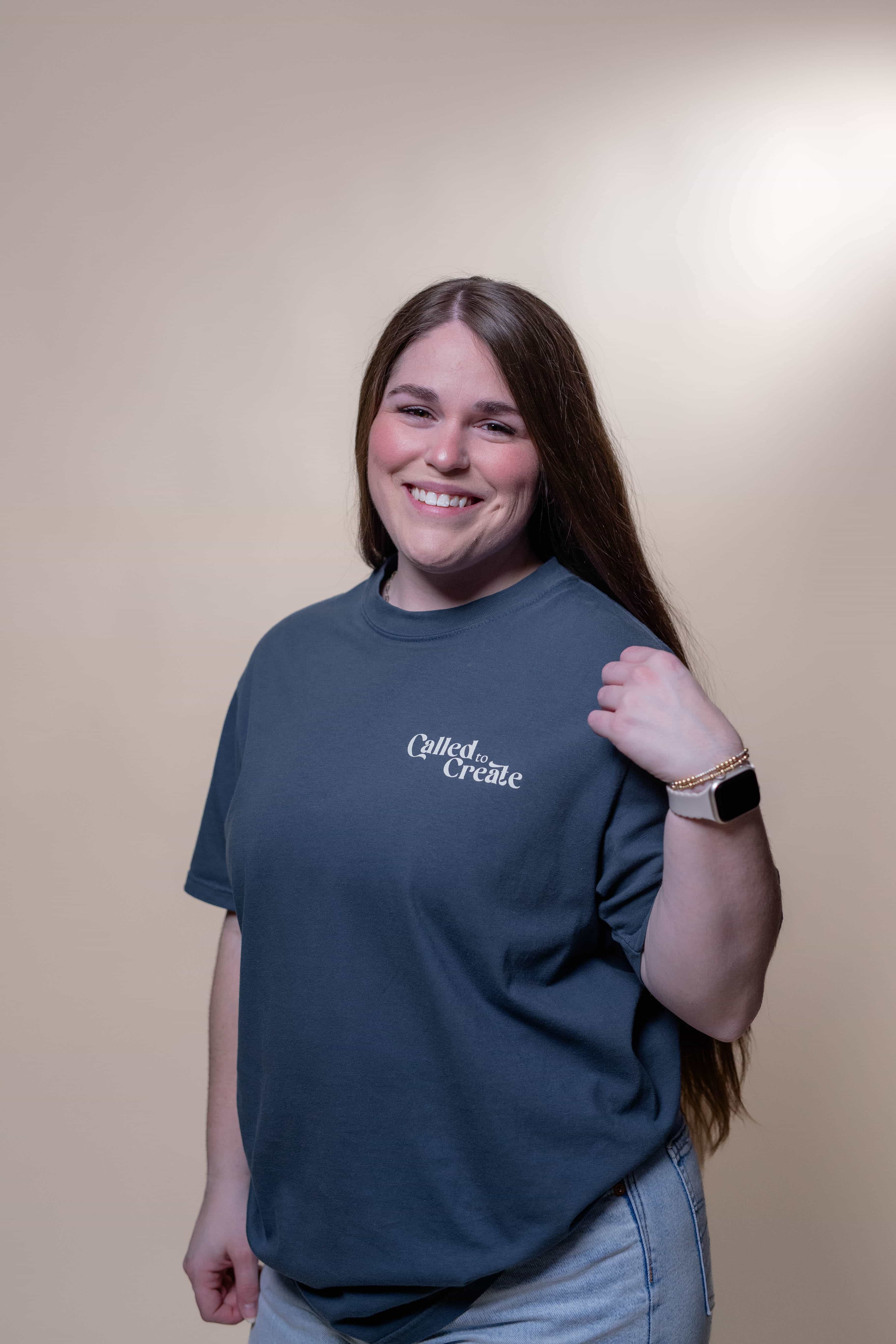 Short sleeved shirt from Faith based Christian company, Christian Shirts Shop. 
Comfort Colors Shirt.
Graphic: Text says Called to Create
Shirt Color: Navy